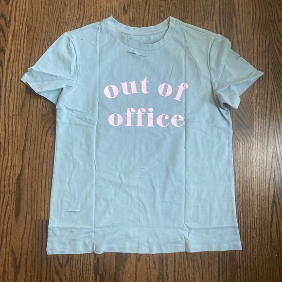 🔹New🔹Distressed Graphic Tee - Picture 5 of 9